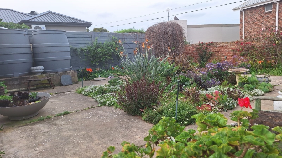 3 Bedroom Property for Sale in Stilbaai Wes Western Cape